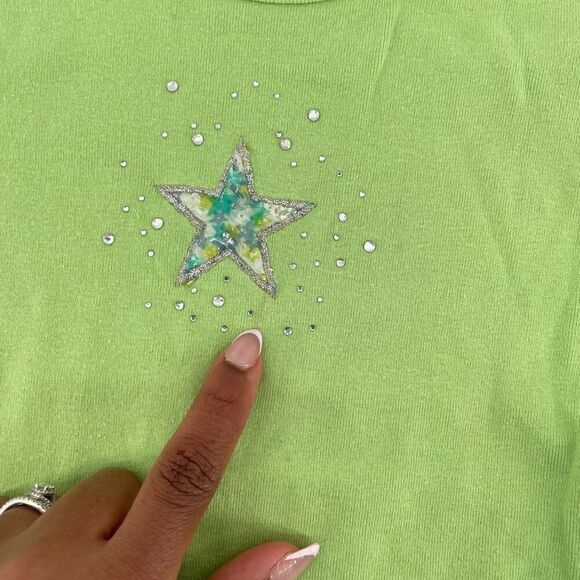 Y2K Girls 2-Piece Outfit – Green Embellished Tee & Denim Striped Capris, Size 4 - Picture 4 of 16